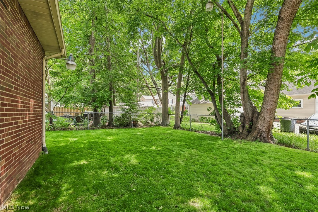 214 Kenwick Drive Akron OH 44313