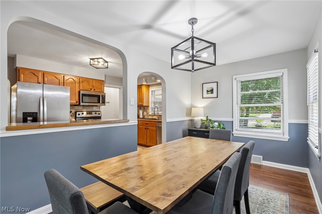 214 Kenwick Drive Akron OH 44313