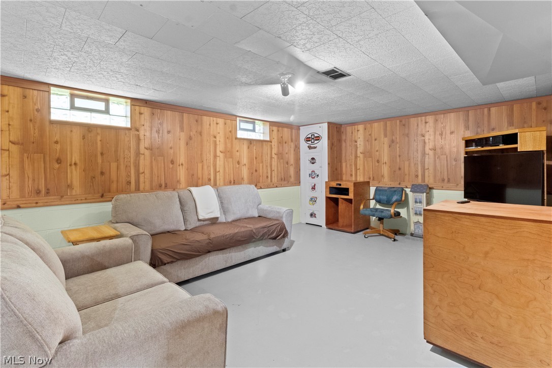 6394 Westminster Drive Parma OH 44129