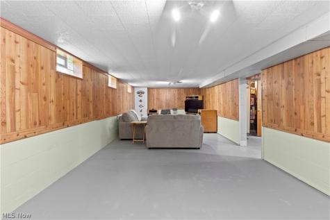 6394 Westminster Drive Parma OH 44129