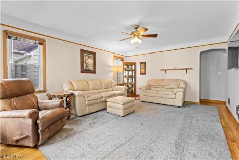 6394 Westminster Drive Parma OH 44129