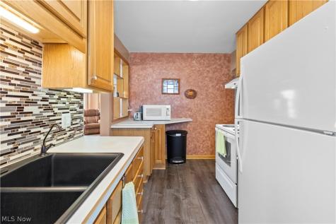 6394 Westminster Drive Parma OH 44129