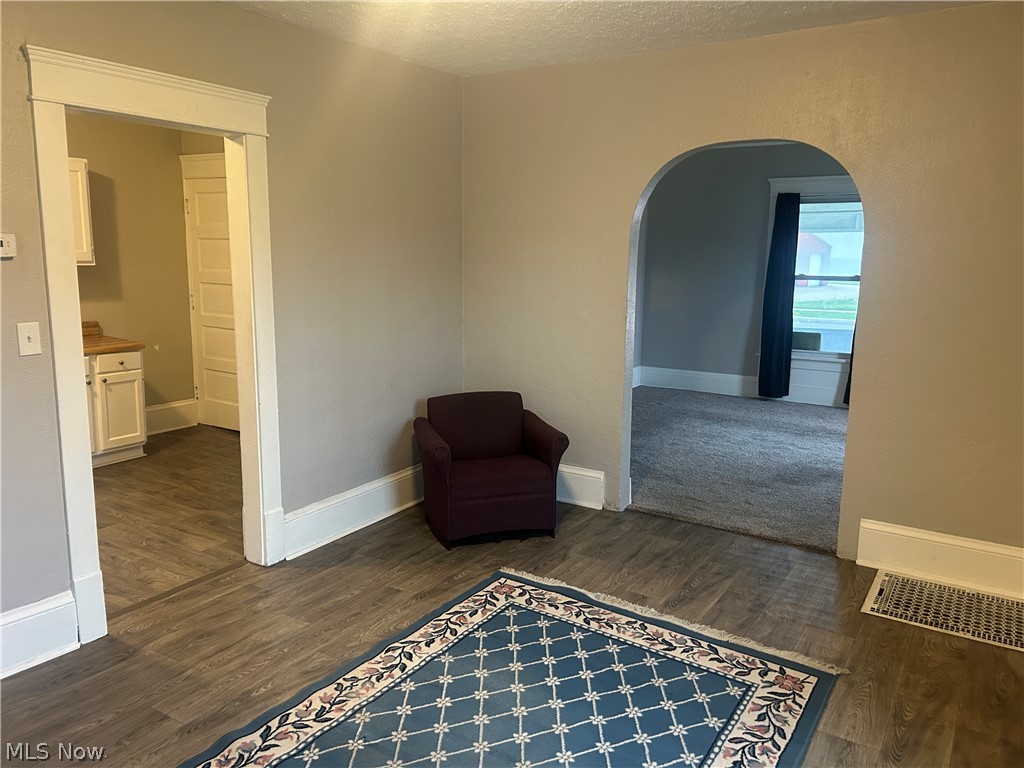 679 Wooster Road W Barberton OH 44203