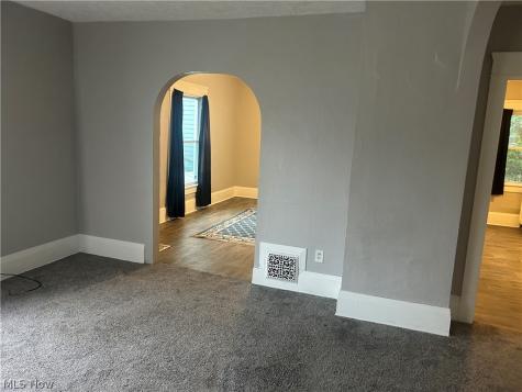 679 Wooster Road W Barberton OH 44203