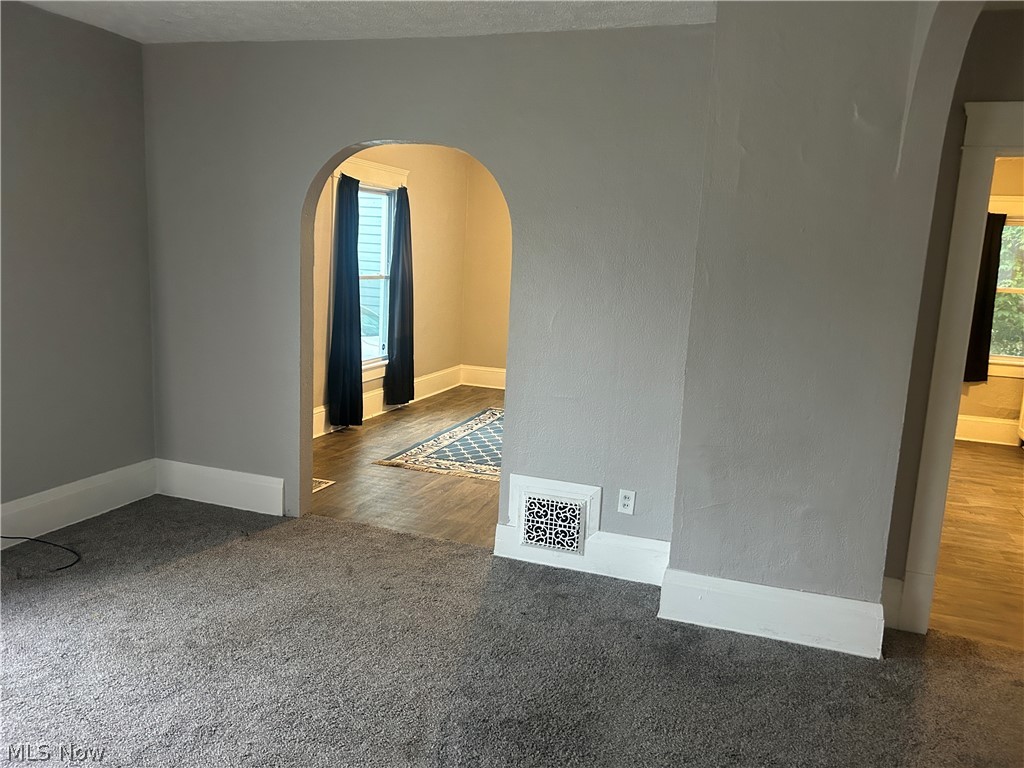 679 Wooster Road W Barberton OH 44203