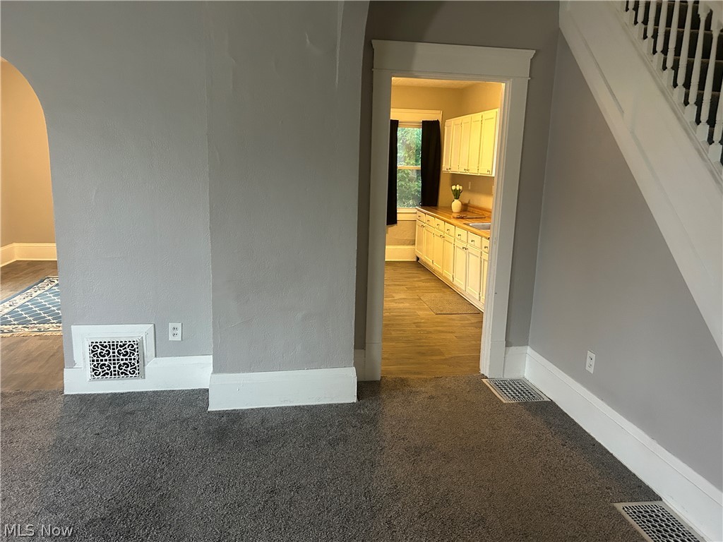 679 Wooster Road W Barberton OH 44203