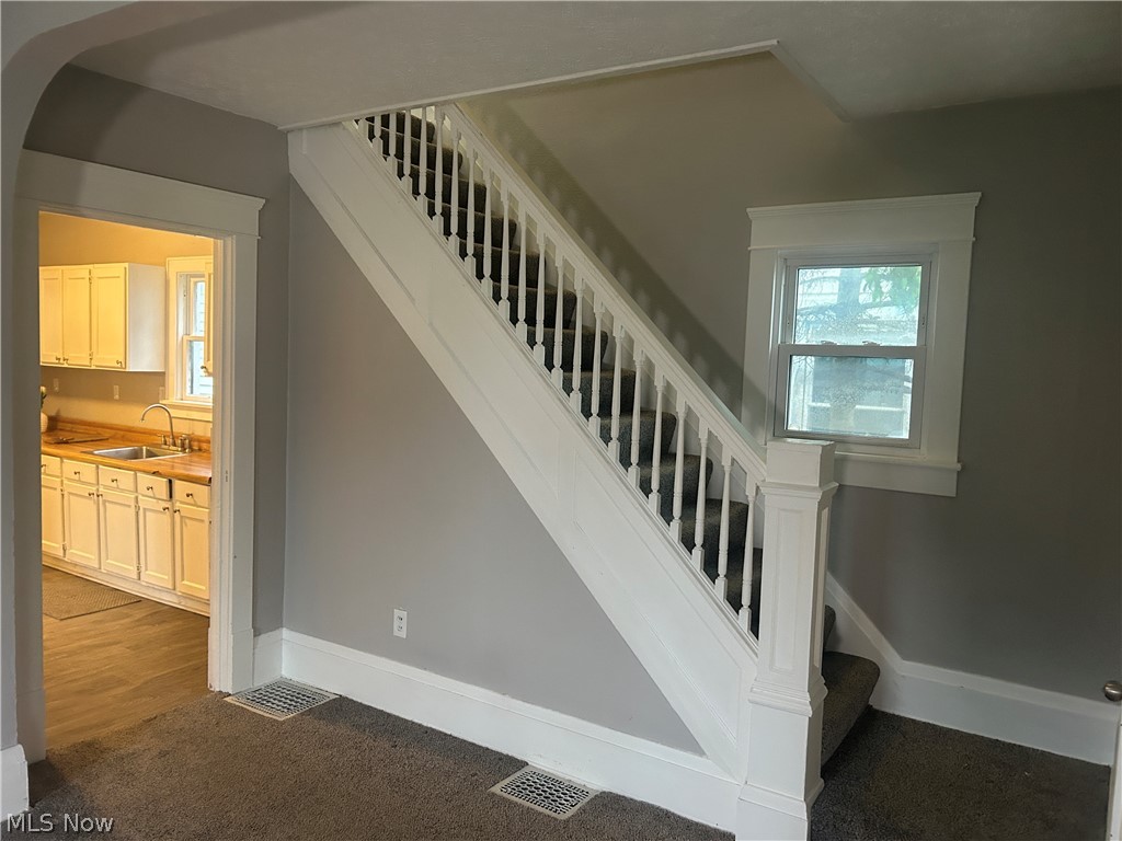 679 Wooster Road W Barberton OH 44203