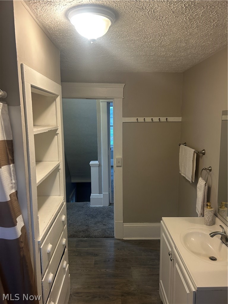 679 Wooster Road W Barberton OH 44203