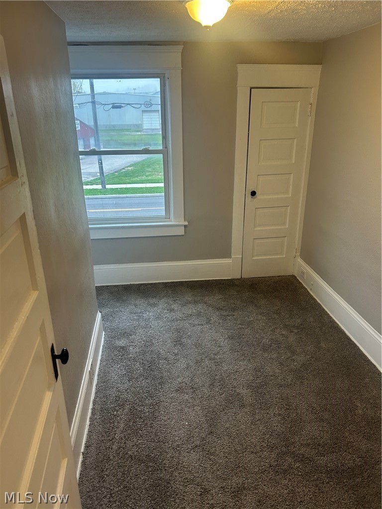679 Wooster Road W Barberton OH 44203