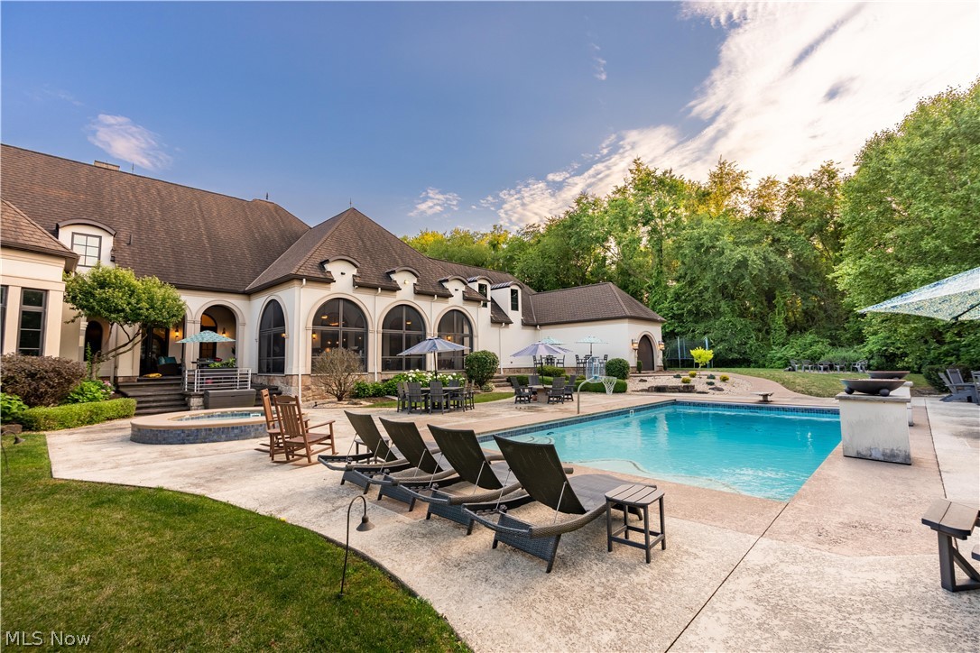 8633 Fulton Drive NW Massillon OH 44646