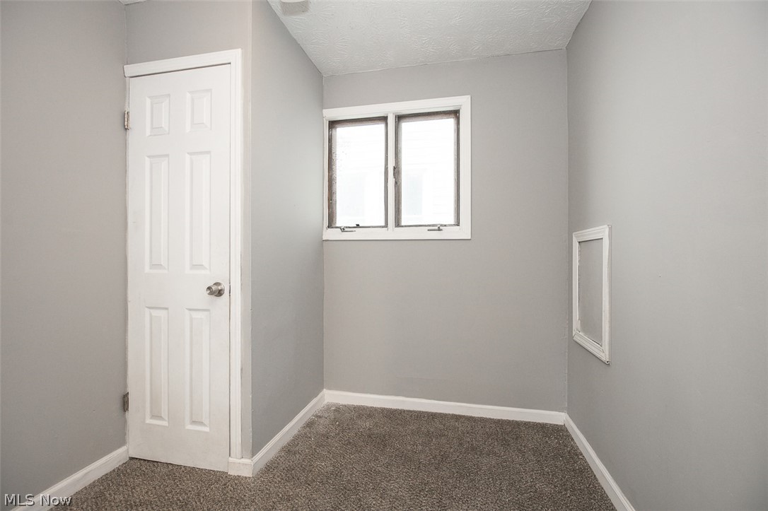 13814 Durkee Avenue Cleveland OH 44105