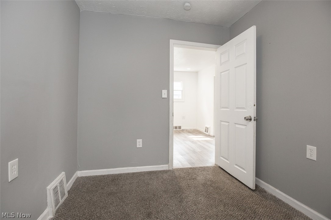 13814 Durkee Avenue Cleveland OH 44105