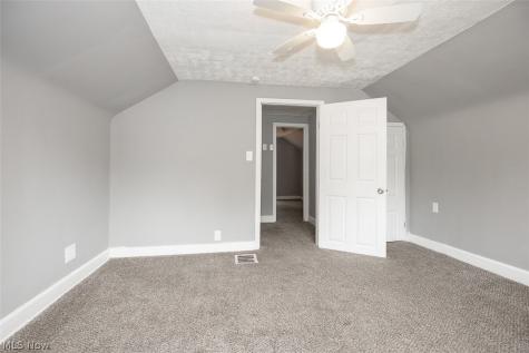 13814 Durkee Avenue Cleveland OH 44105