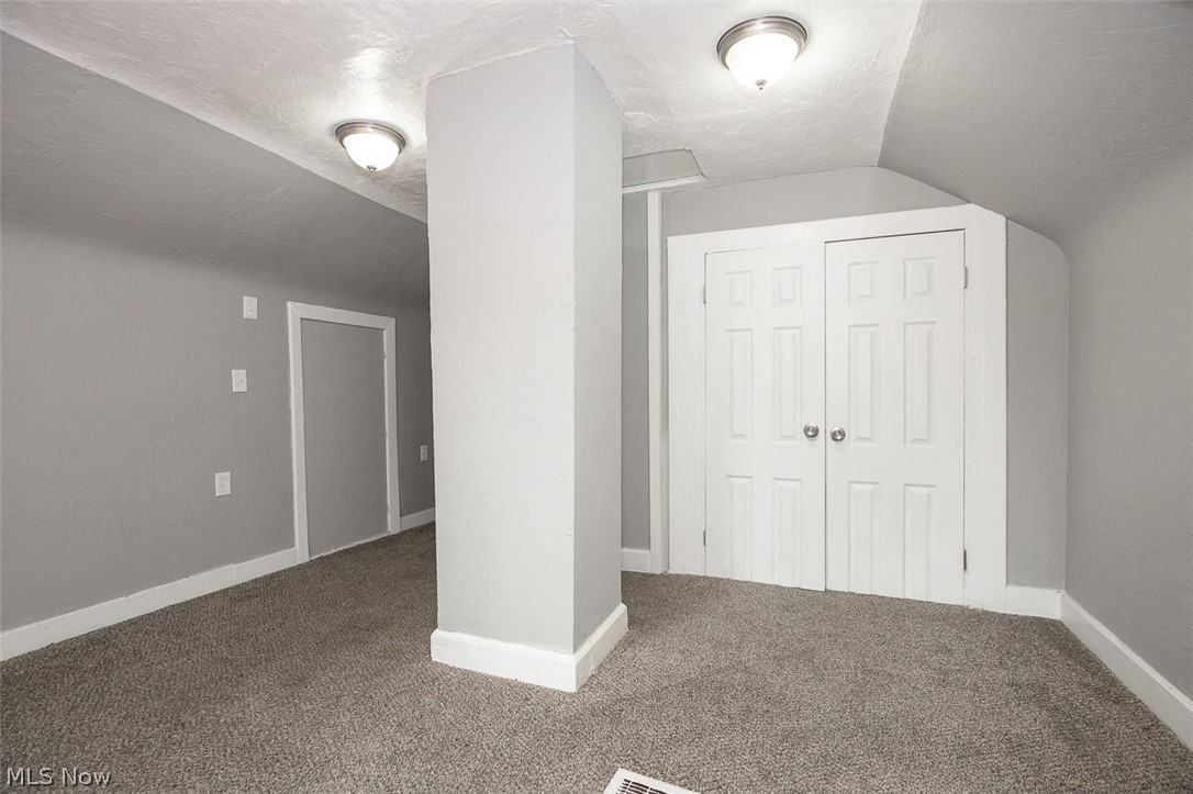 13814 Durkee Avenue Cleveland OH 44105