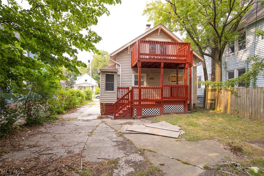 13814 Durkee Avenue Cleveland OH 44105