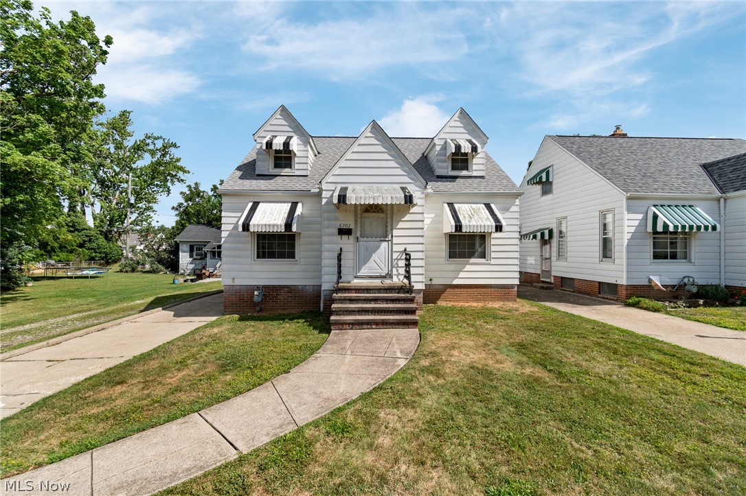 8202 Dorothy Avenue Parma OH 44129