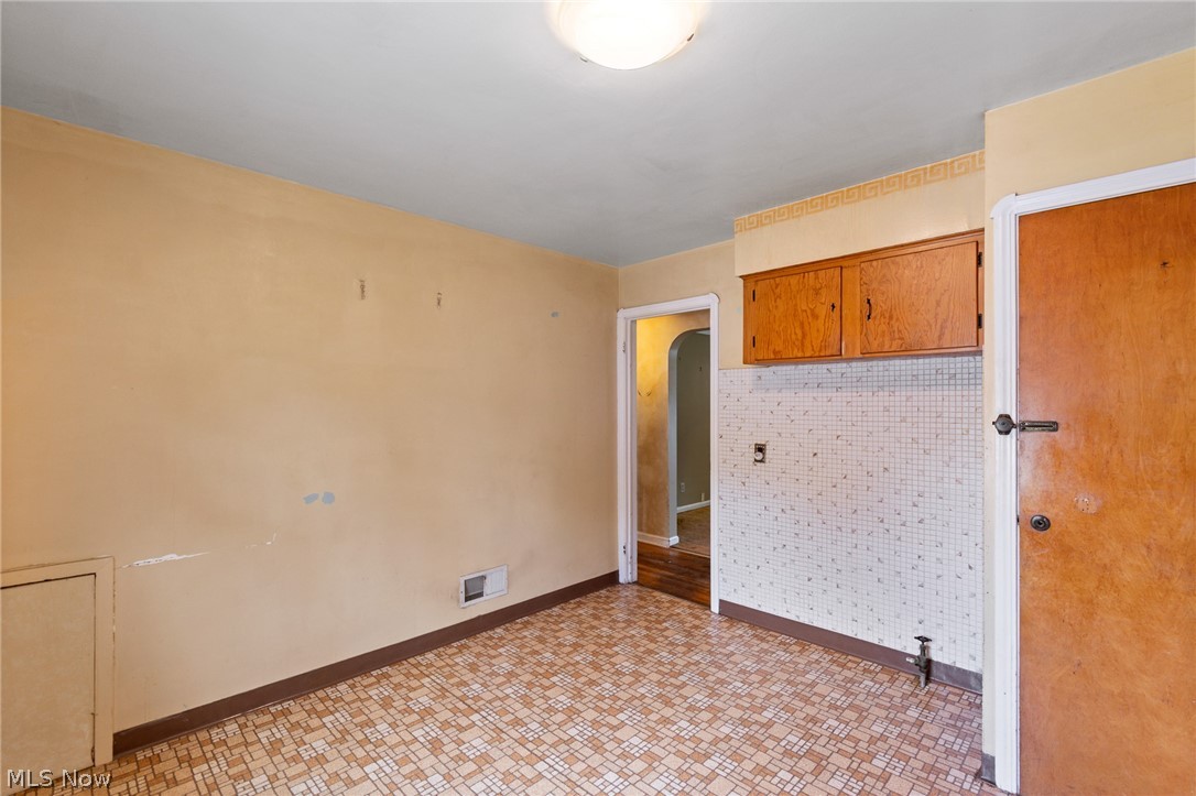8202 Dorothy Avenue Parma OH 44129