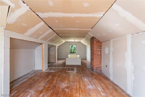 8202 Dorothy Avenue Parma OH 44129