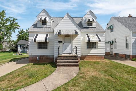 8202 Dorothy Avenue Parma OH 44129