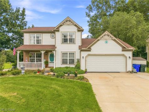 803 Collins Pond Drive Ravenna OH 44266