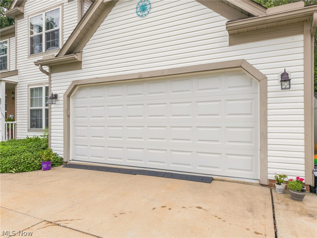 803 Collins Pond Drive Ravenna OH 44266