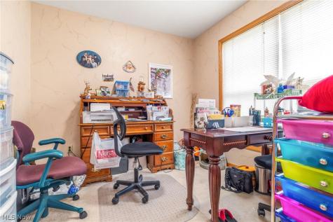 803 Collins Pond Drive Ravenna OH 44266