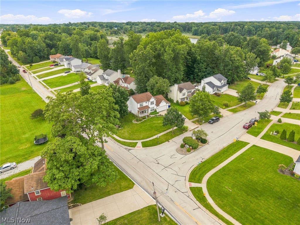 803 Collins Pond Drive Ravenna OH 44266