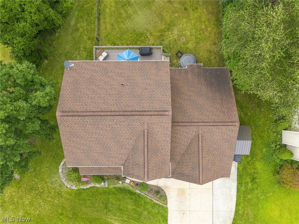 803 Collins Pond Drive Ravenna OH 44266