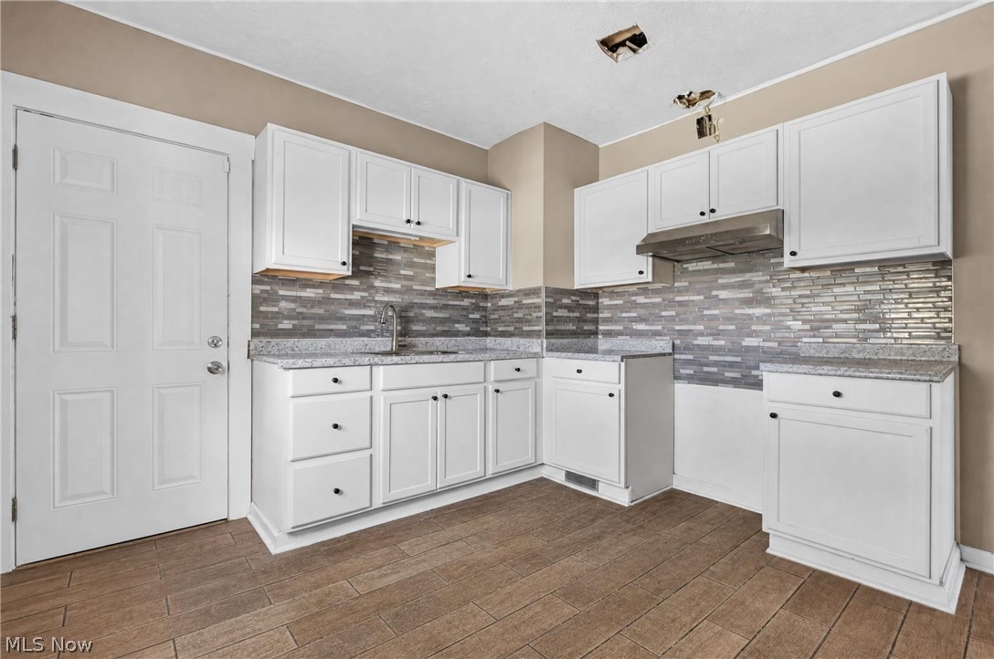 893 E 75th Street Cleveland OH 44103