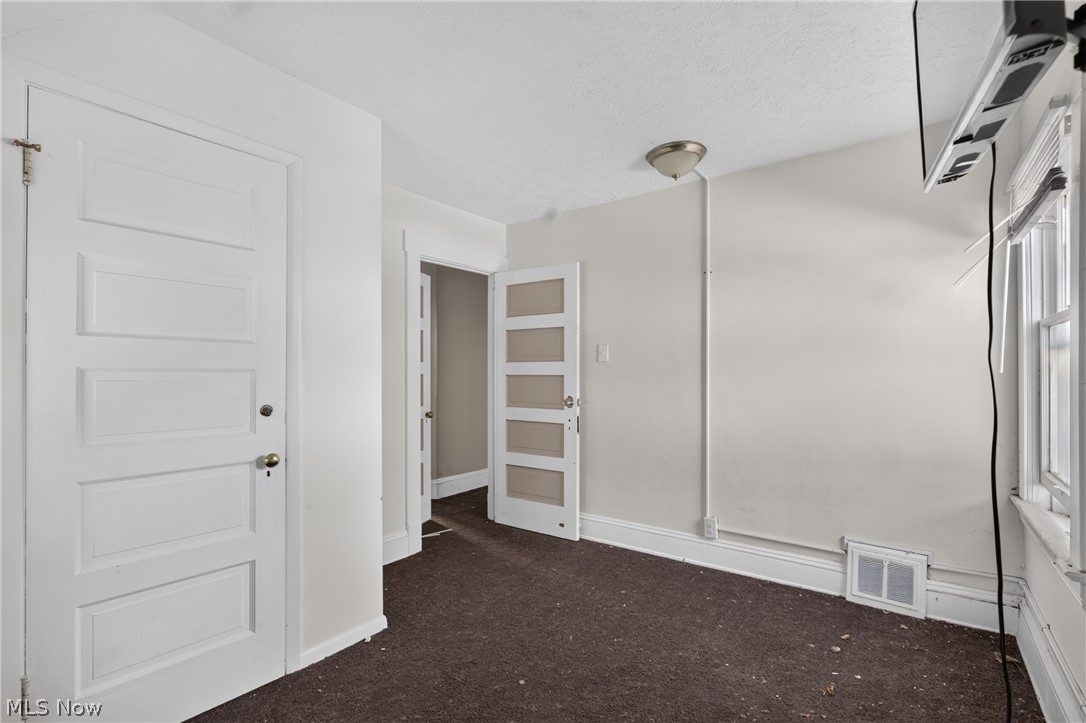 893 E 75th Street Cleveland OH 44103