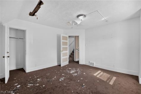 893 E 75th Street Cleveland OH 44103
