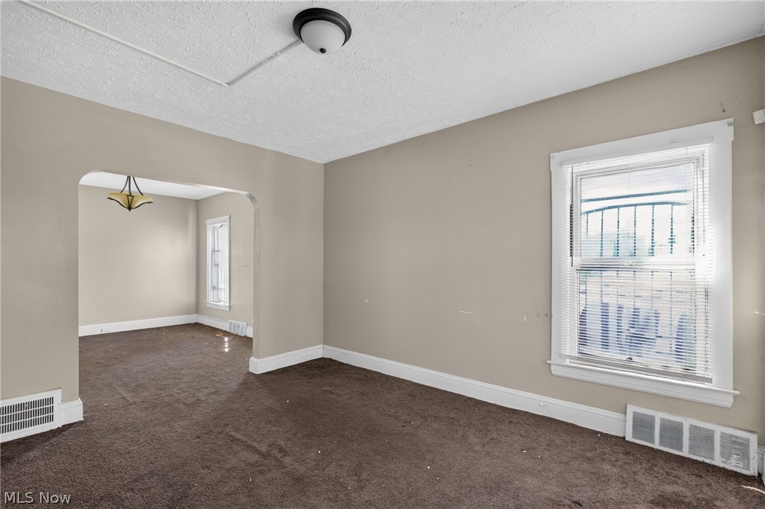 893 E 75th Street Cleveland OH 44103