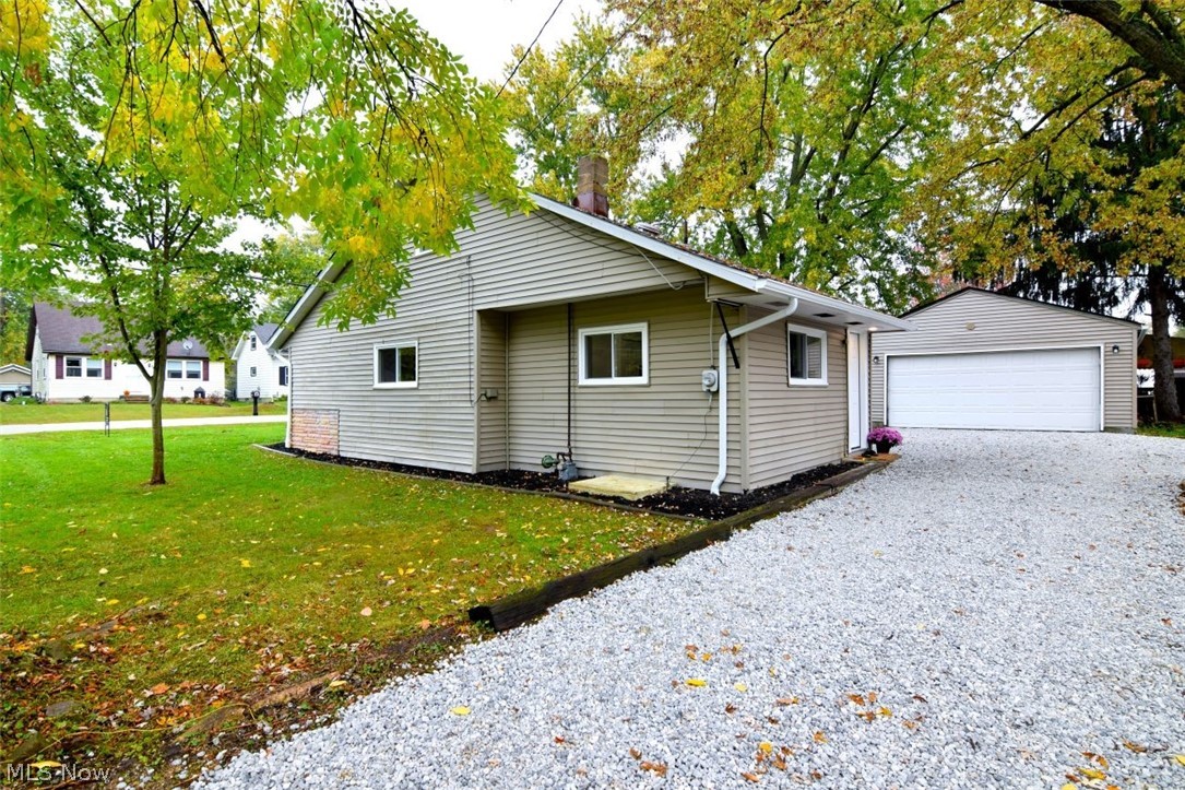 1001 Orchard Avenue Aurora OH 44202