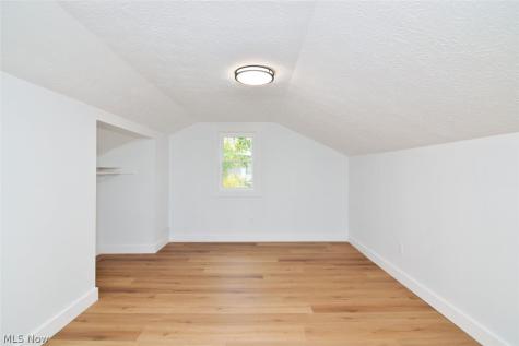 1001 Orchard Avenue Aurora OH 44202