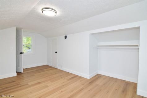 1001 Orchard Avenue Aurora OH 44202