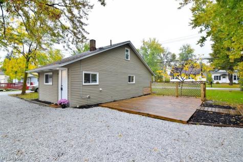 1001 Orchard Avenue Aurora OH 44202