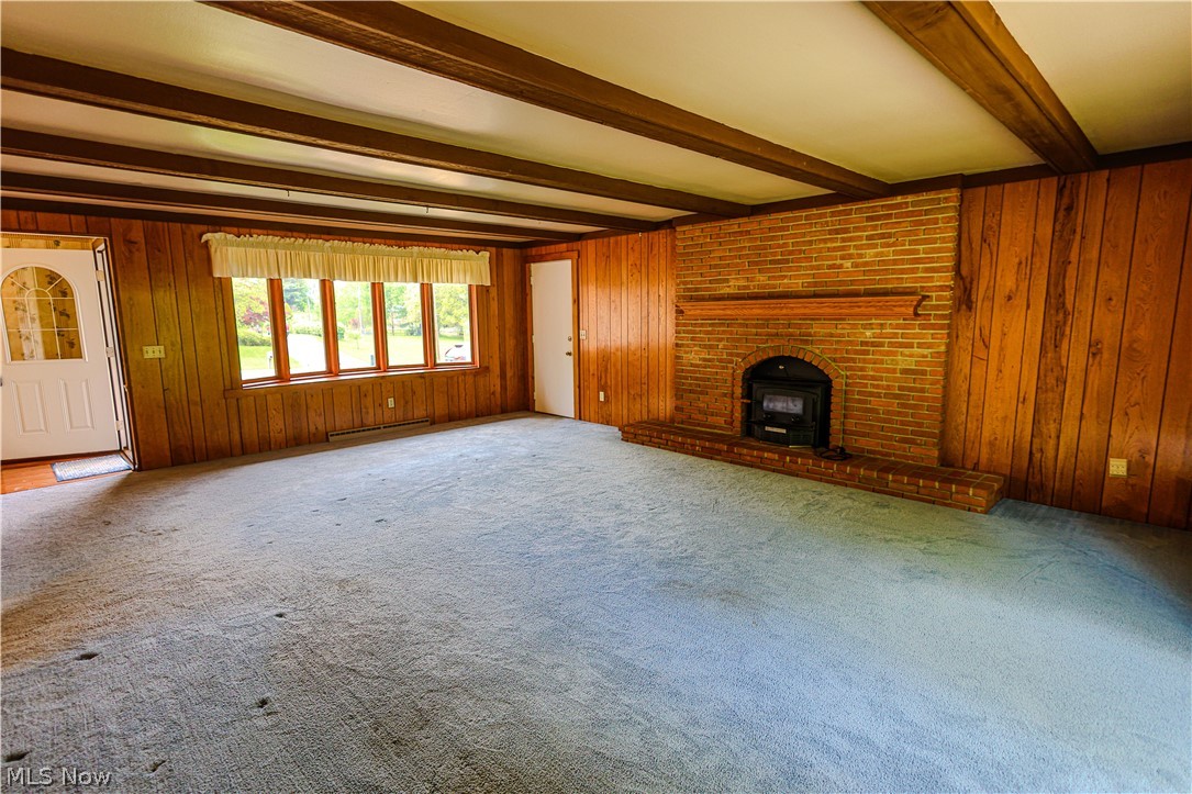 1740 Washington Boulevard Louisville OH 44641