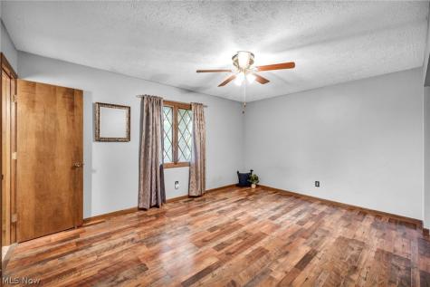 7601 Brookview Street Louisville OH 44641