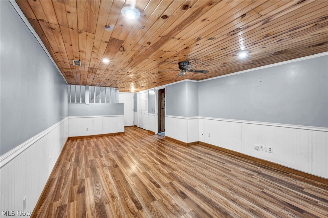 7601 Brookview Street Louisville OH 44641