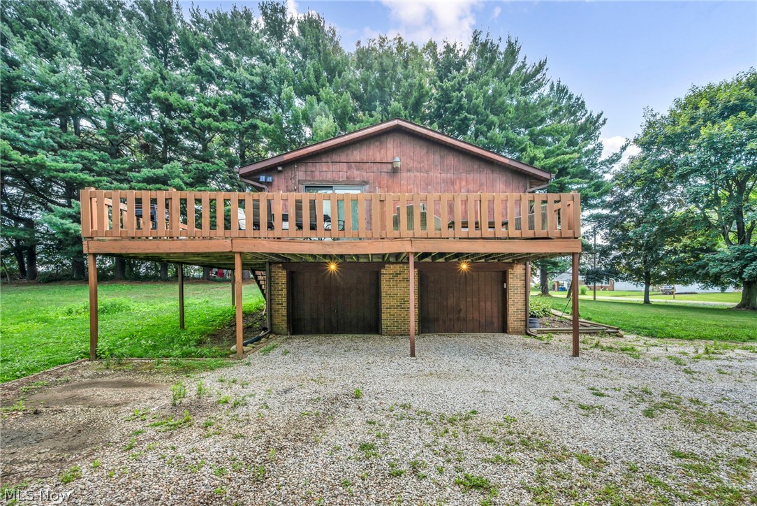 7601 Brookview Street Louisville OH 44641