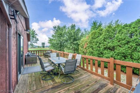 7601 Brookview Street Louisville OH 44641