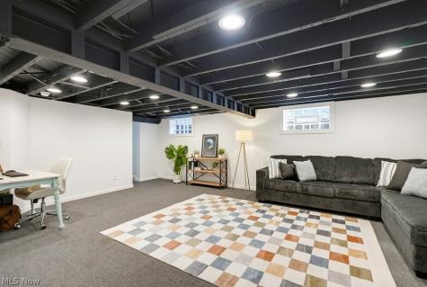1939 Chestnut Boulevard Cuyahoga Falls OH 44223