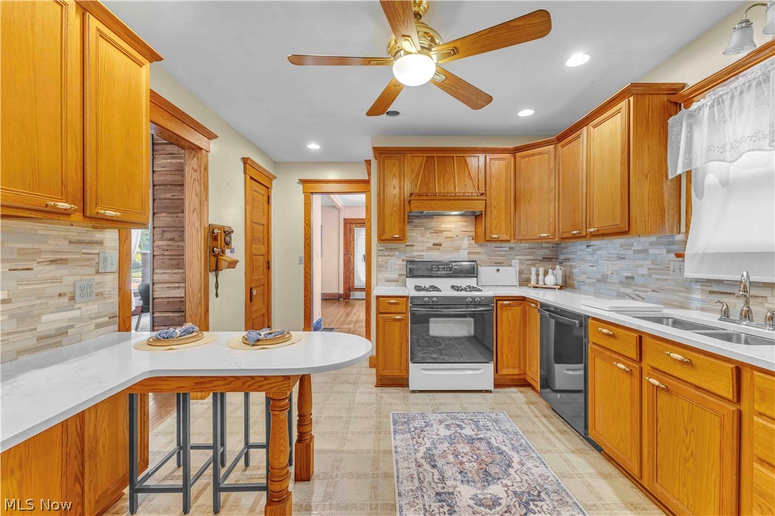 238 Princeton Avenue Elyria OH 44035