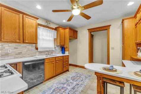 238 Princeton Avenue Elyria OH 44035