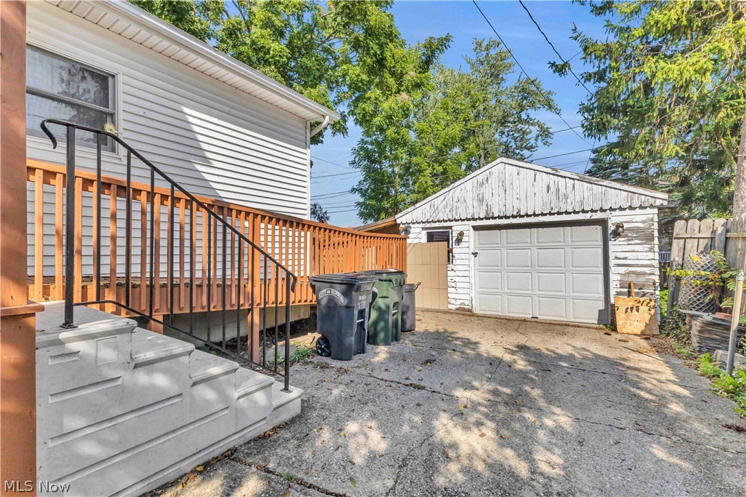 238 Princeton Avenue Elyria OH 44035