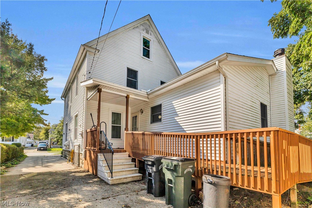 238 Princeton Avenue Elyria OH 44035