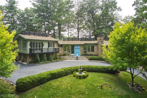 1200 Yellow Creek Lane Akron OH 44333