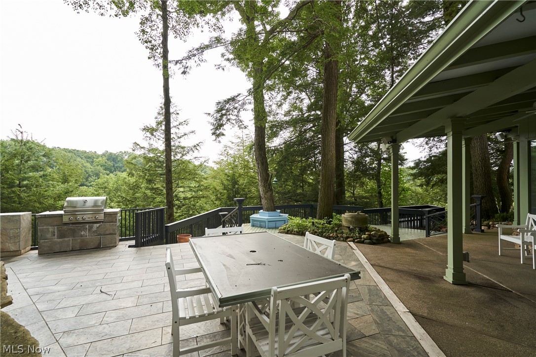 1200 Yellow Creek Lane Akron OH 44333