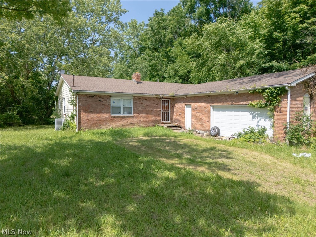 17222 Reynolds Road West Farmington OH 44491