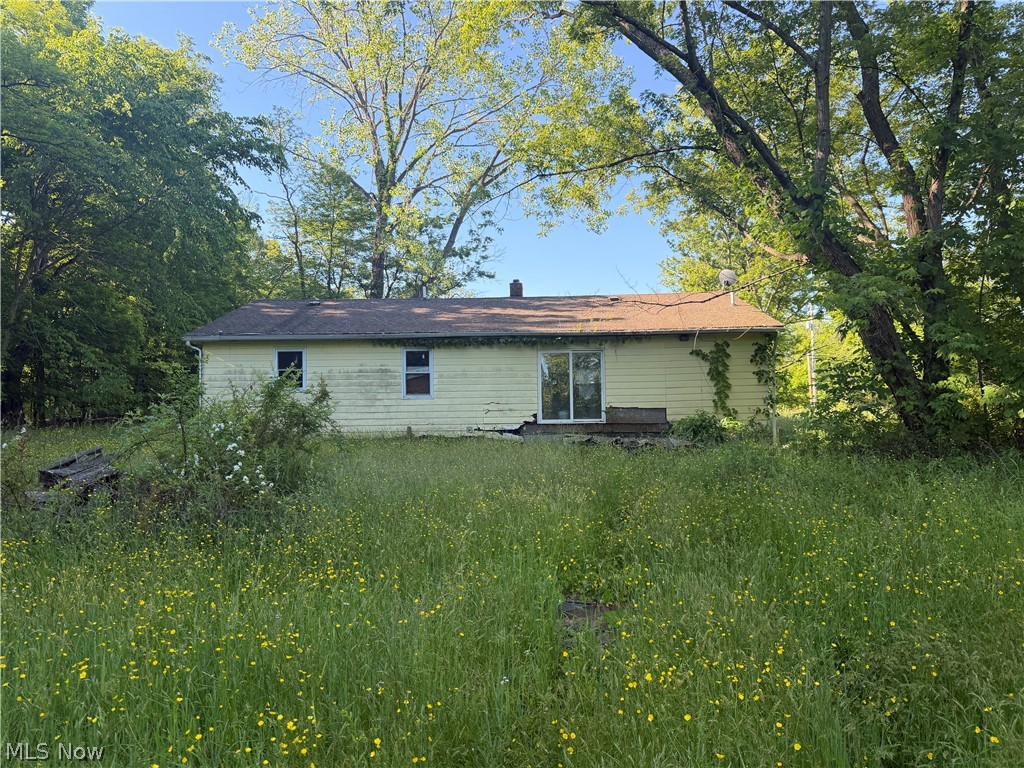 17222 Reynolds Road West Farmington OH 44491